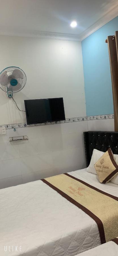 Hoang Nam Hotel Tan Uyen 外观 照片